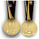 Medalla Conmemorativa Centenario Colo Colo - Imagen 4